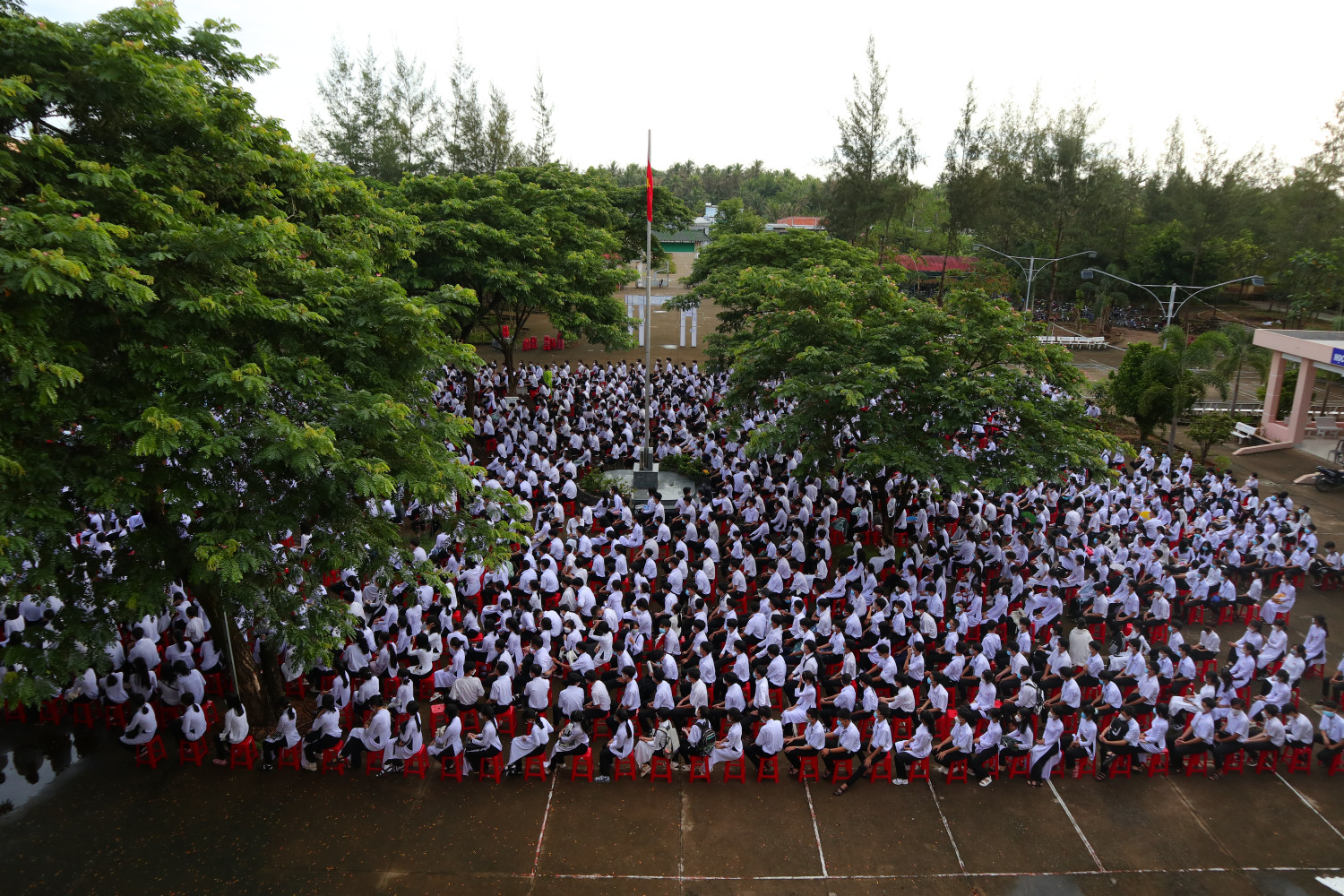 TRƯỜNG THPT NGÔ VĂN CẤN
